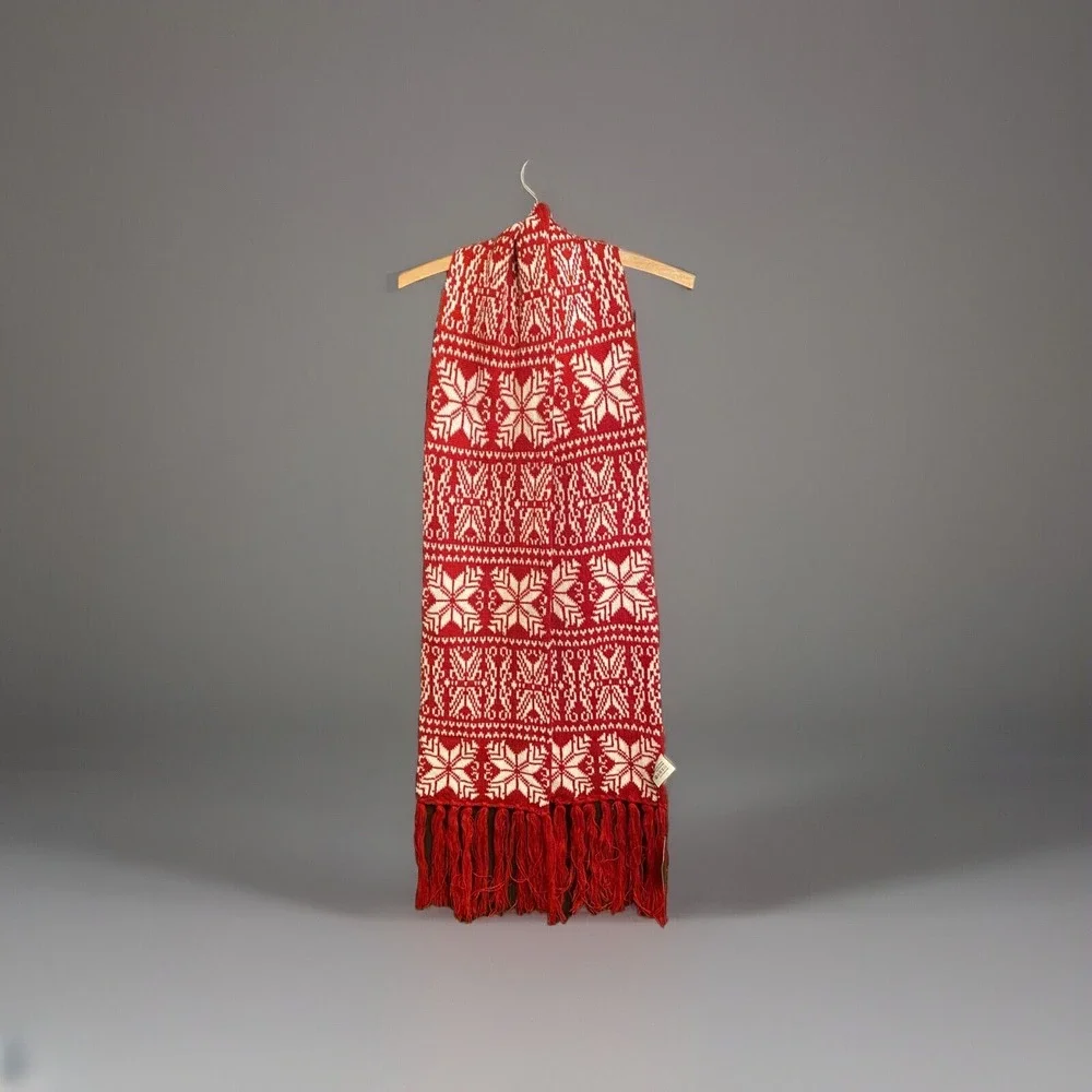 Sweater Knit Scarf Long Gold Coast‎ Red White New Snowflake Design